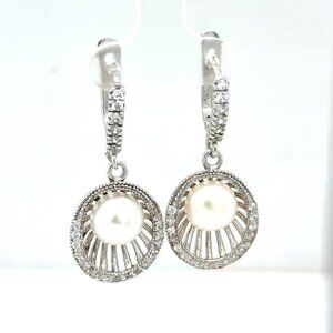 Sterling Silver Dangle Earrings with Pearl and white topazes